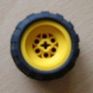 6580ac01 – Wheel 43.2 x 28 Balloon Small with Axle Hole (+ Shape) with Black Tire 43.2 x 28 S Balloon Small (6580a / 6579)