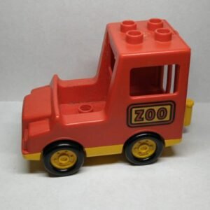 2217c02pb01 – Duplo Truck with Covered Bed and Yellow Base with ‘ZOO’ Pattern