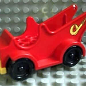 4251c01 – Duplo Fire Pumper With Hose Pattern