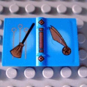 33009pb004 – Minifigure, Utensil Book 2 x 3 with Quidditch Rings, Broom, and Golden Snitch Pattern